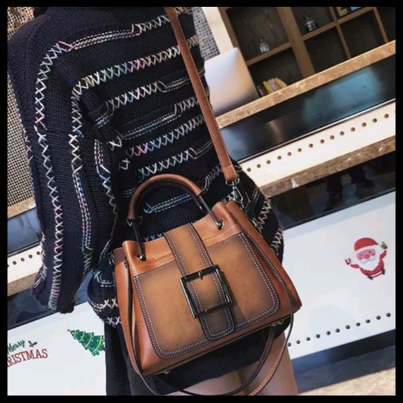 #NEW TURIN Crossbody C - Picture 4 of 8